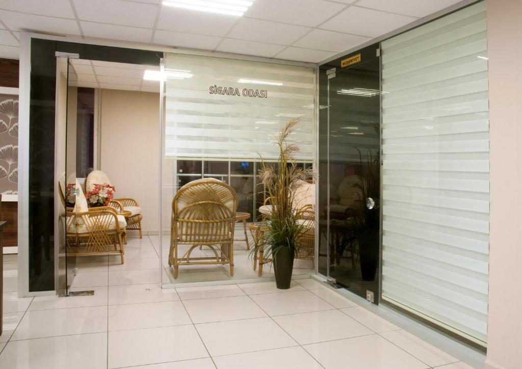 Egemen Hotel Mersin  Zewnętrze zdjęcie