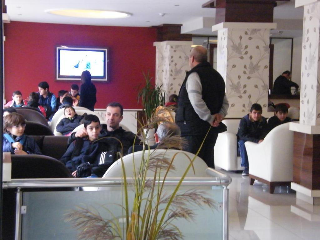 Egemen Hotel Mersin  Zewnętrze zdjęcie