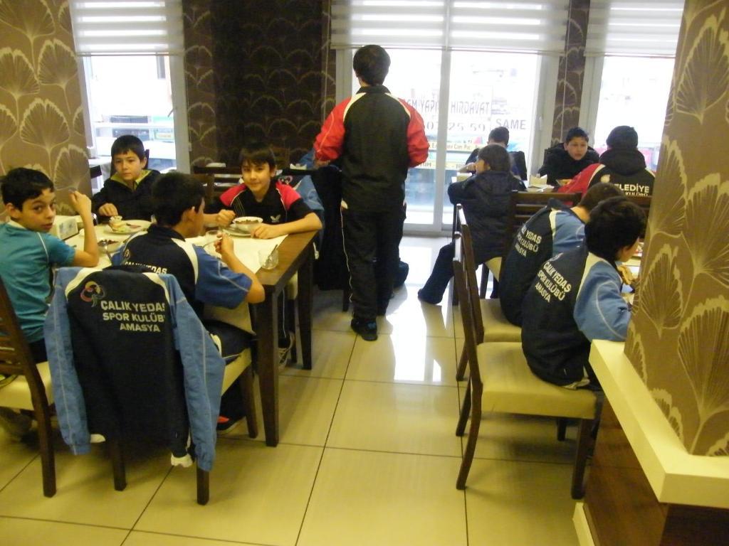 Egemen Hotel Mersin  Zewnętrze zdjęcie
